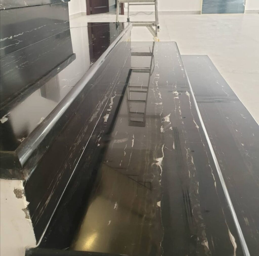 تلميع رخام الدرج